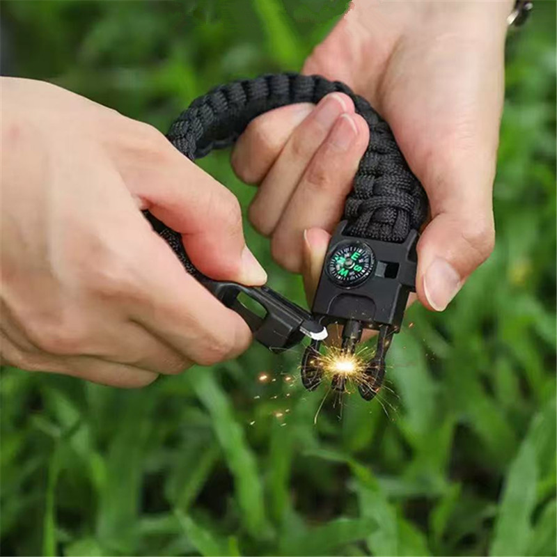 Bransoletka kompas pięć w jedn – Fire Starting Kit recenzja i cena